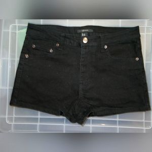 Black Forever 21 Jean Shorts Size 28